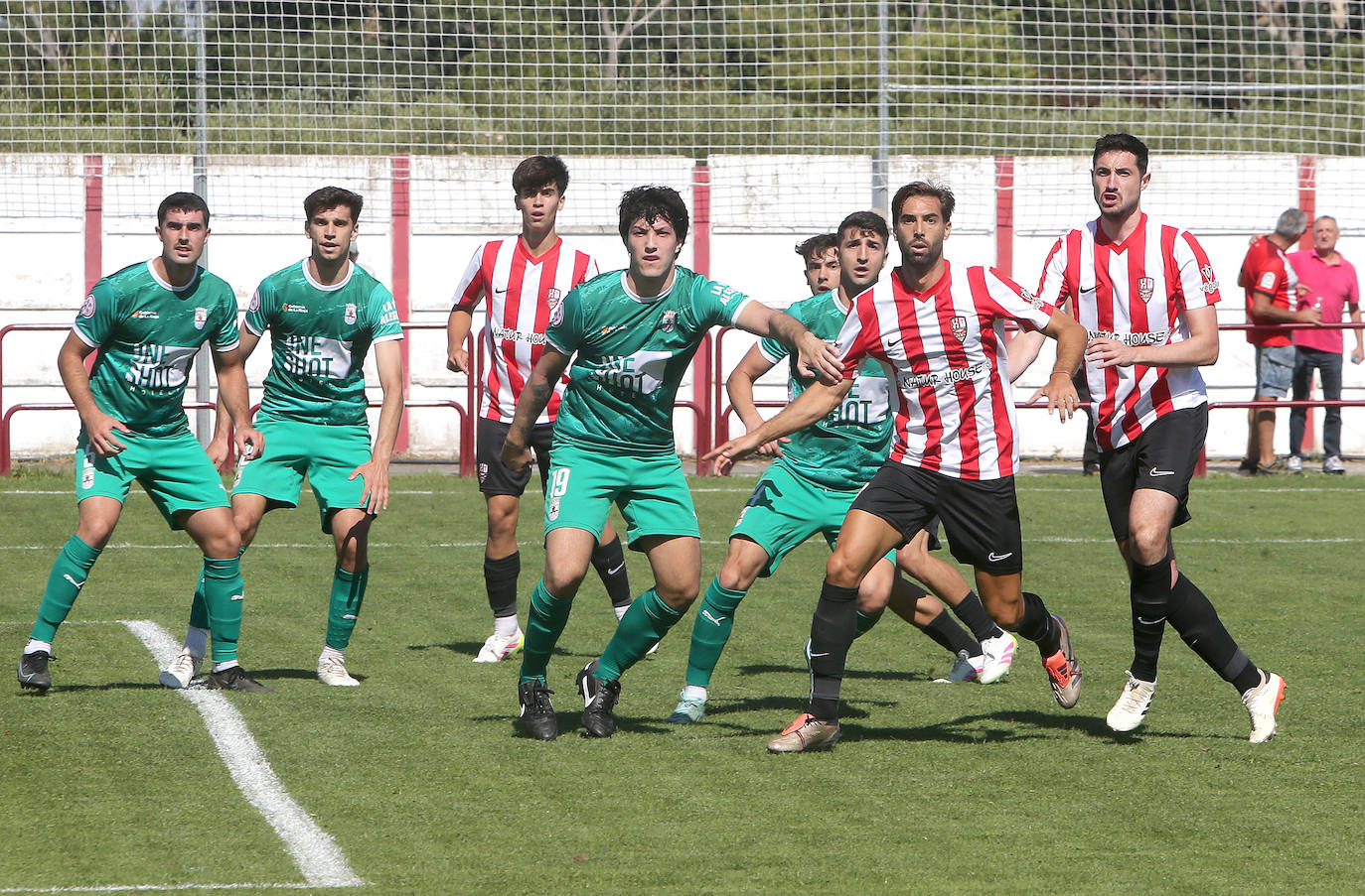 Las imágenes del partido UDL-Náxara