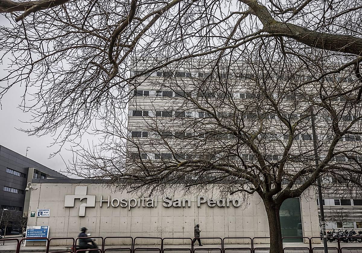 Imagen del Hospital San Pedro, en Logroño.