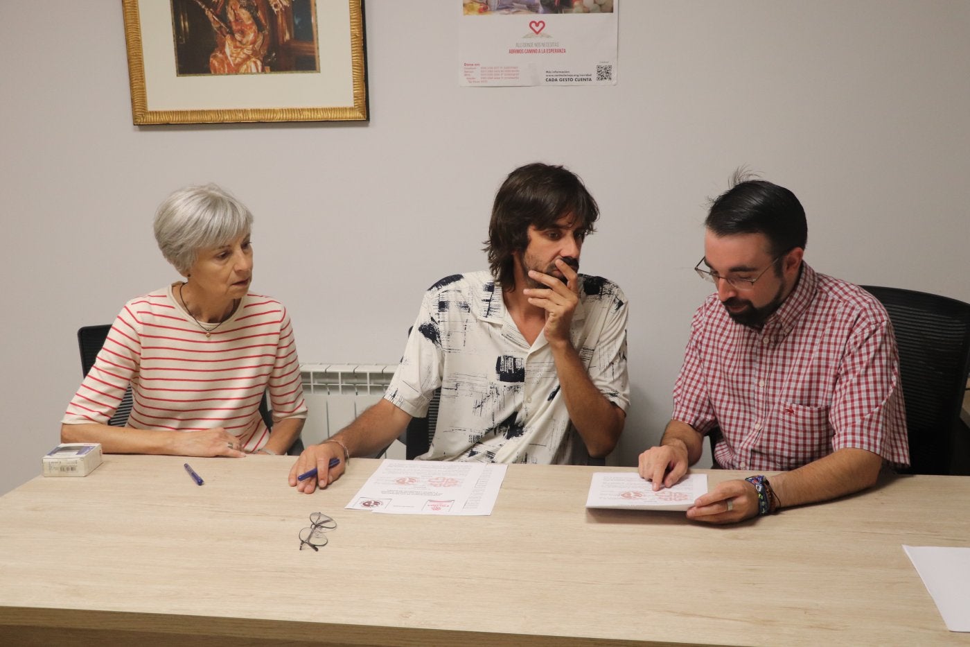 Manuel Cabeza, en una reunión con Cáritas.