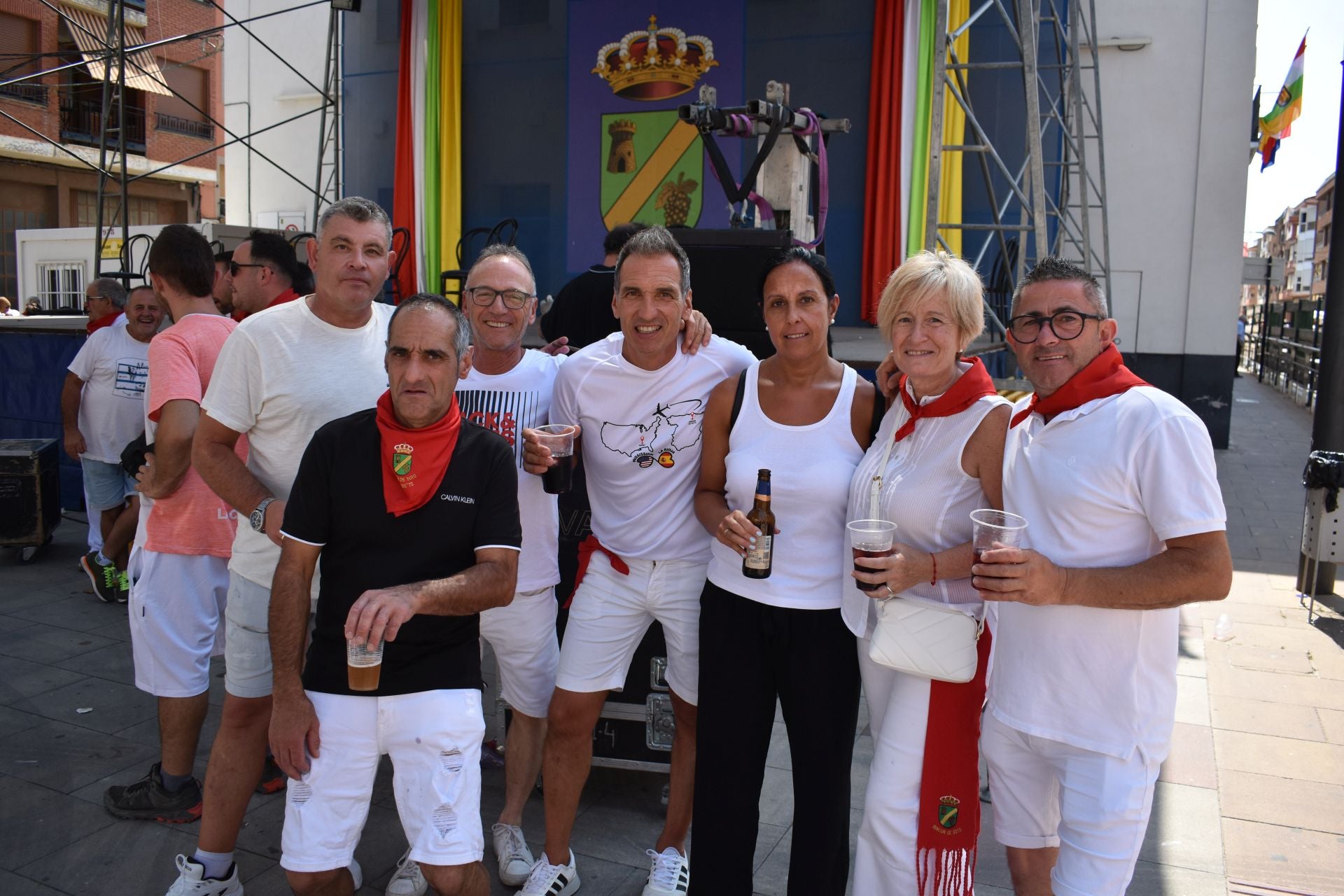 Las imágenes del cohete de las fiestas de Rincón de Soto