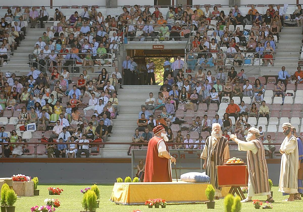 Asamblea de los Testigos de Jehová en Las Gaunas; ¿otro ataque contra las tradiciones españolas?