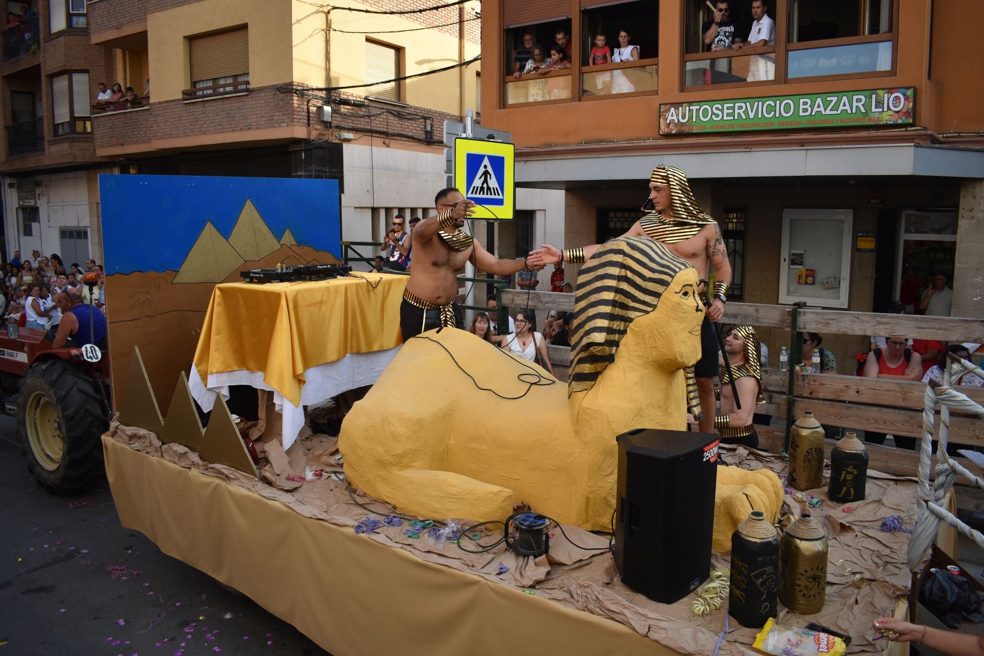 Rincón de Soto disfrutó de las carrozas