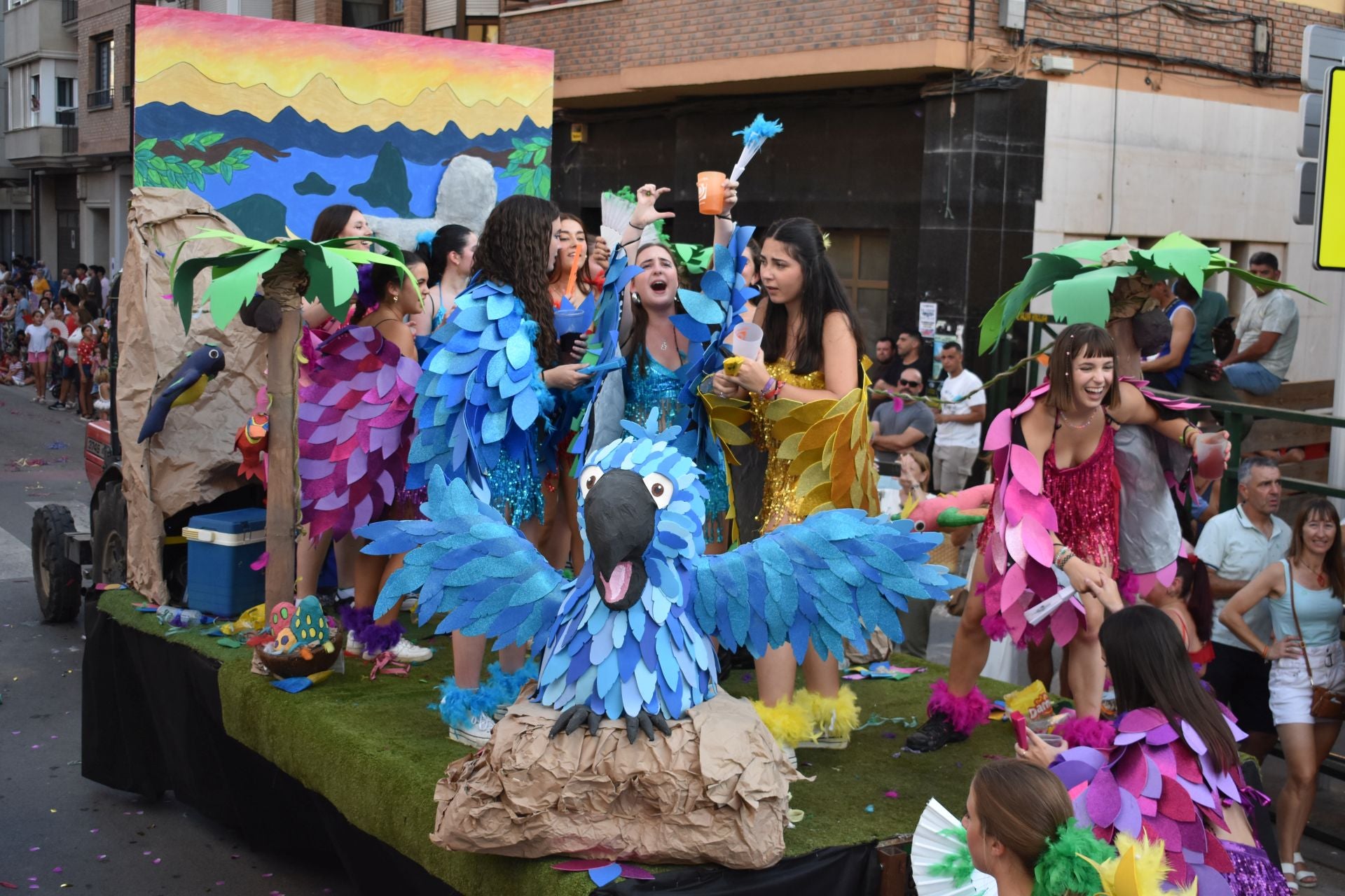 Rincón de Soto disfrutó de las carrozas