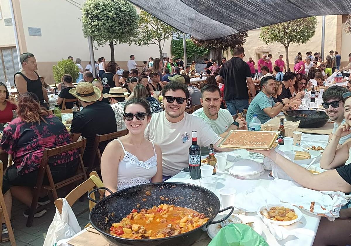 Ambiente en la comida de ranchos en Tudelilla.