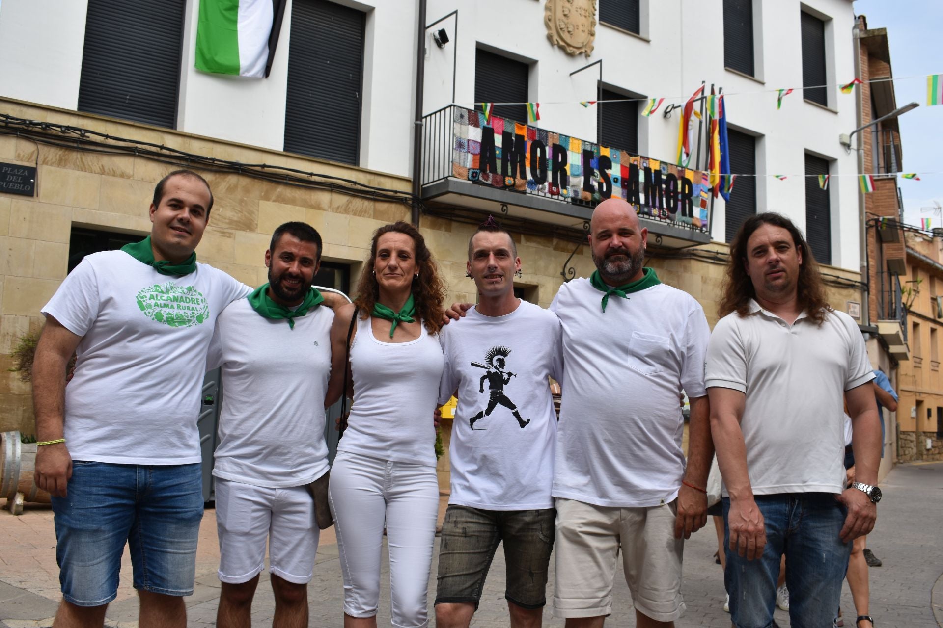 Las imágenes del comienzo de las fiestas de Alcanadre