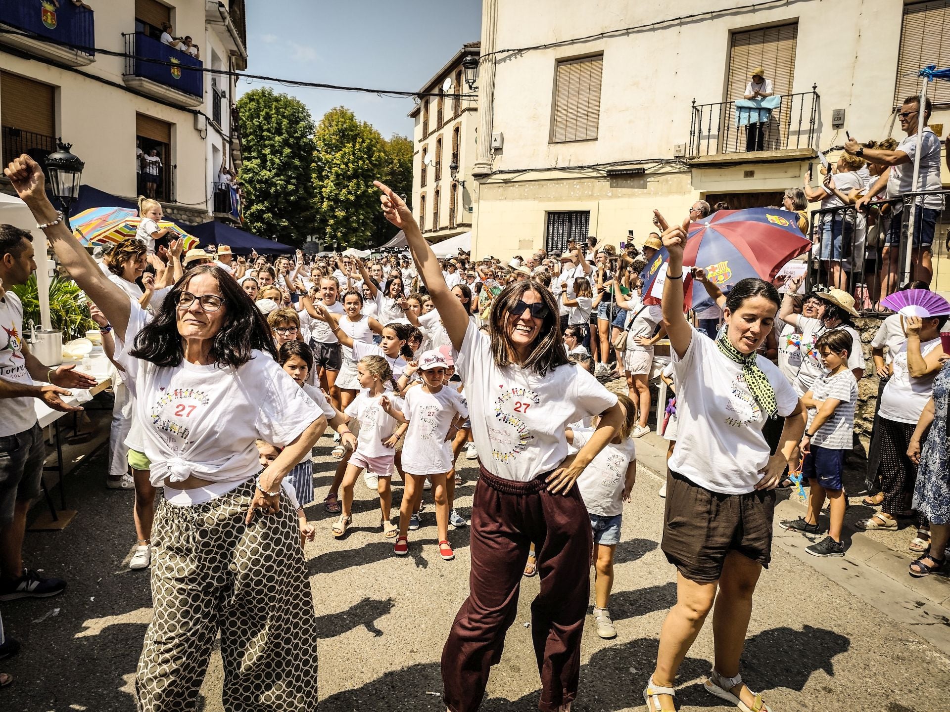 La Fiesta de la Solidaridad de Torrecilla reúne a miles de personas