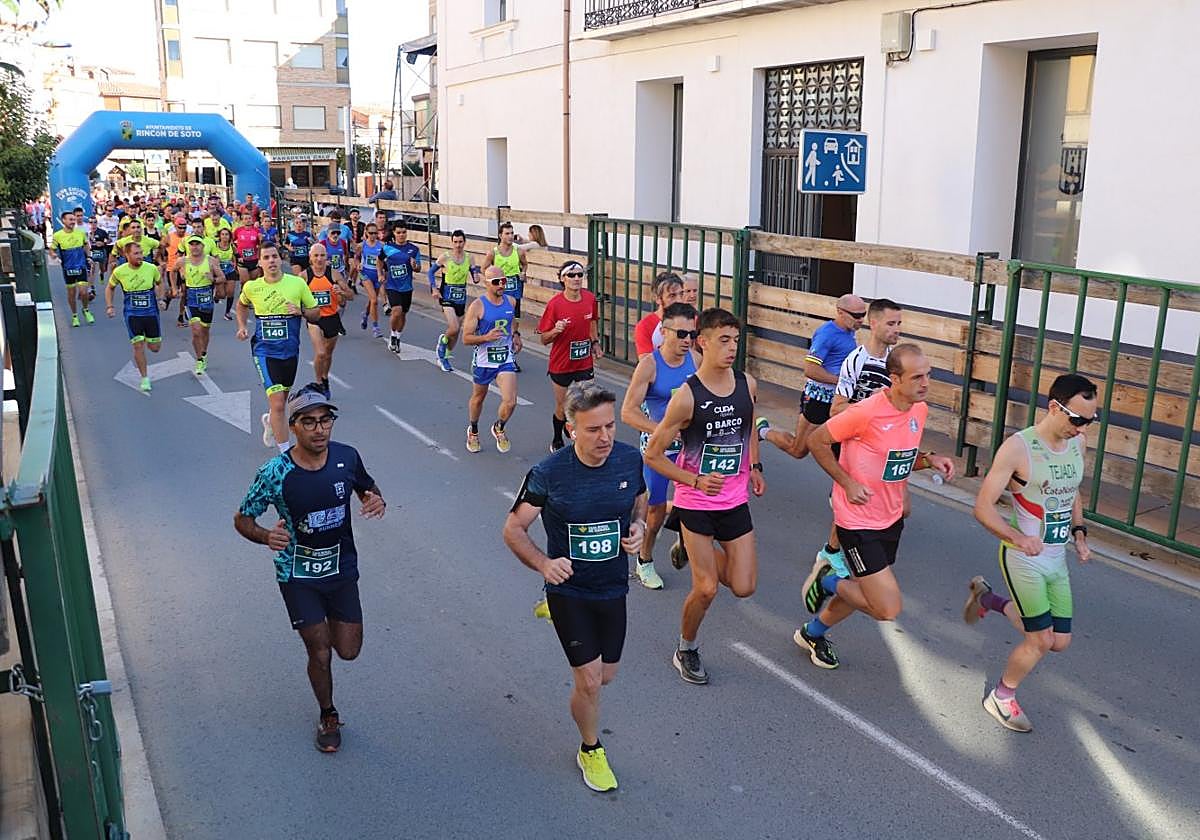 Imagen de la salida de la última edición de Rincón de Soto a Alfaro.