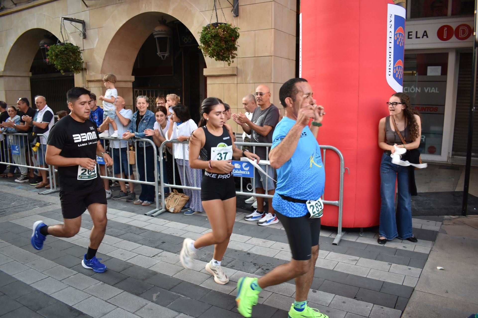 Las imágenes de la carrera Ciudad de Calahorra