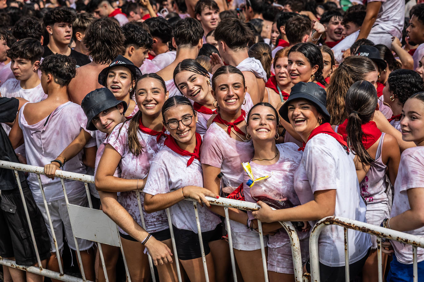 Chupinazo y carrozas: las primeras imágenes de Calahorra en fiestas