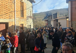 Las calles de Ojacastro en los festejos de San Antón.