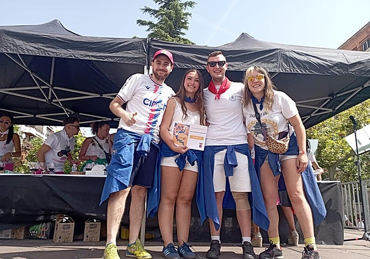 La peña Riojana hace doblete y gana el concurso de zurracapote de Calahorra