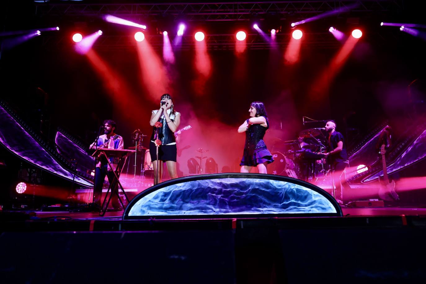 Las imágenes de la primera gran jornada de conciertos del festival MUWI