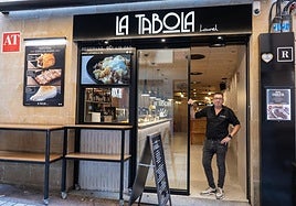 Francisco, encargado de La Tabola.