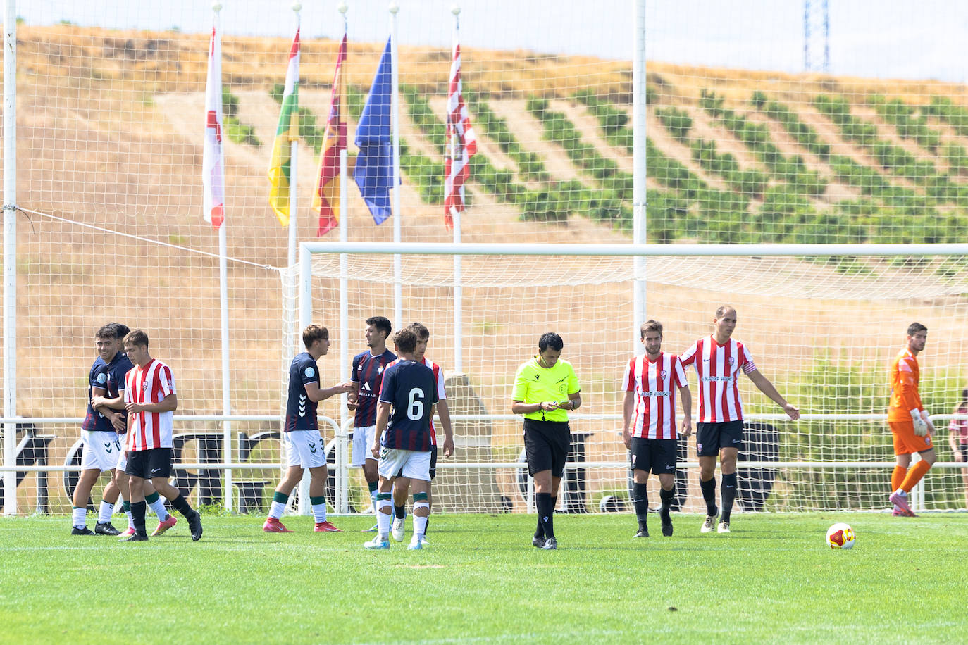 Las imágenes del encuentro UDL-Eibar B