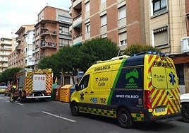 Parte del dispositivo que a mediodía ha sorprendido a los vecinos de Pérez Galdós.