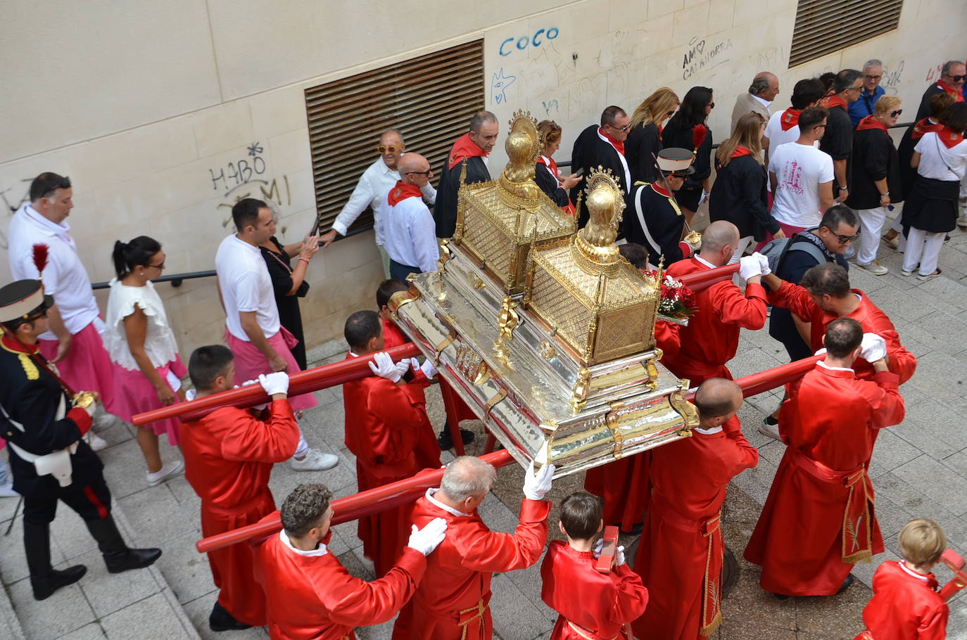 Calahorra despide las fiestas con una procesión a sus patronos