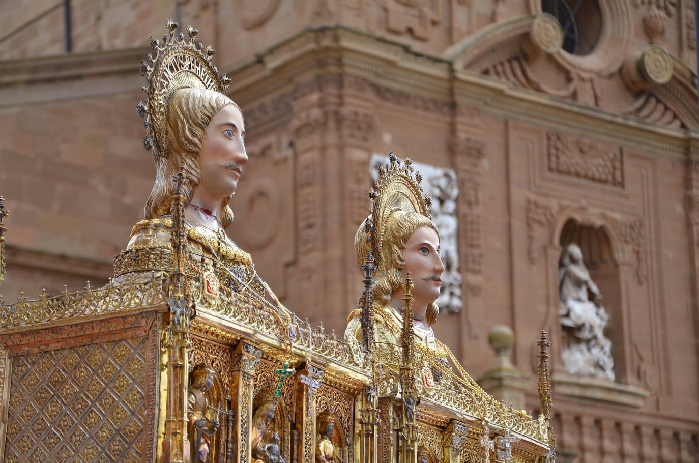 Calahorra despide las fiestas con una procesión a sus patronos