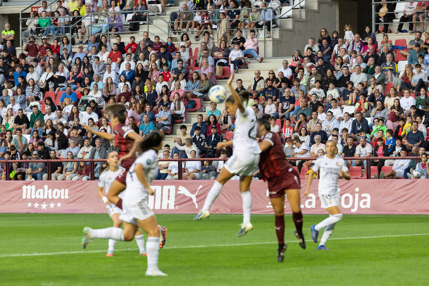 Las imágenes del encuentro DUX-Real Madrid