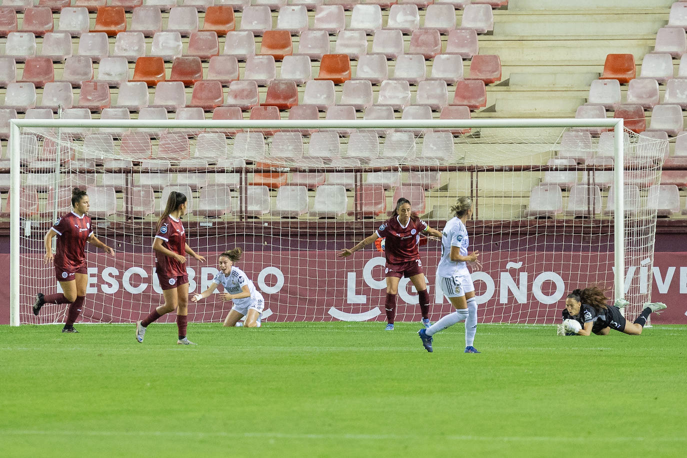 Las imágenes del encuentro DUX-Real Madrid