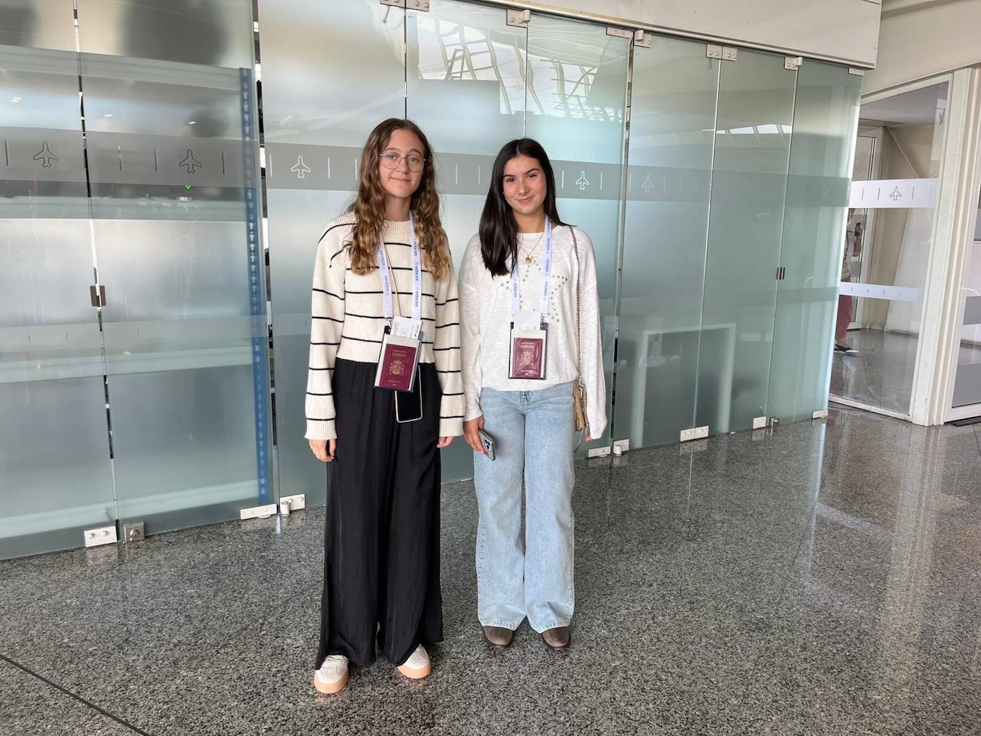 Las imágenes de los jóvenes que estudiarán en Canadá o Europa este año