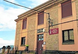 La Casa de Cultura de Briones alberga la exposición de pintura del local Jesús Mari Barrasa