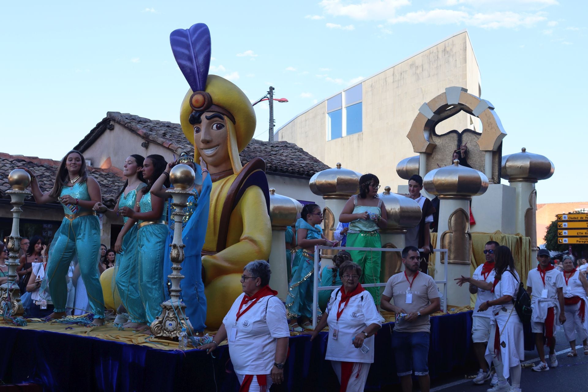 Las imágenes del desfile de carrozas de Haro