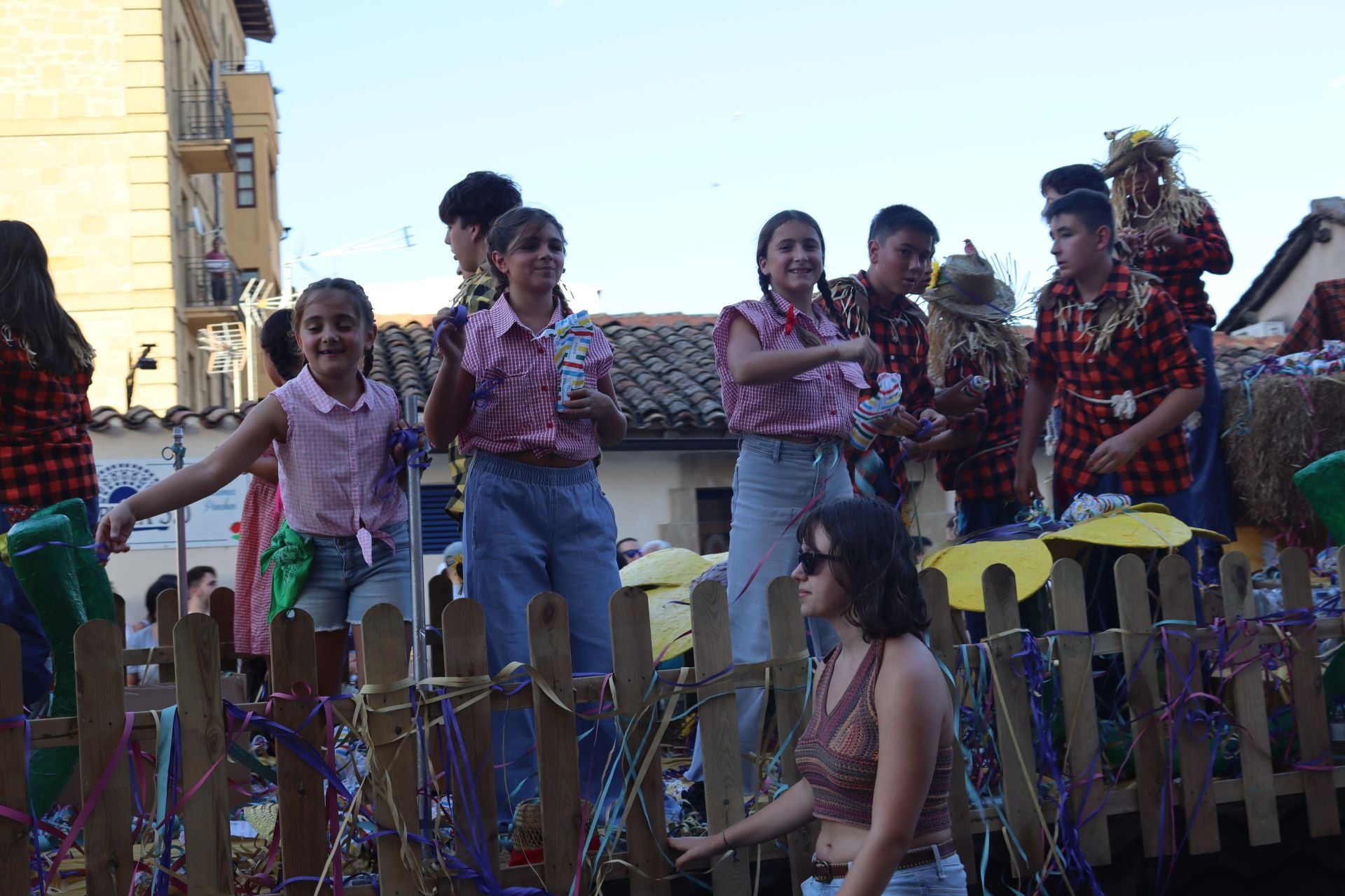 Las imágenes del desfile de carrozas de Haro
