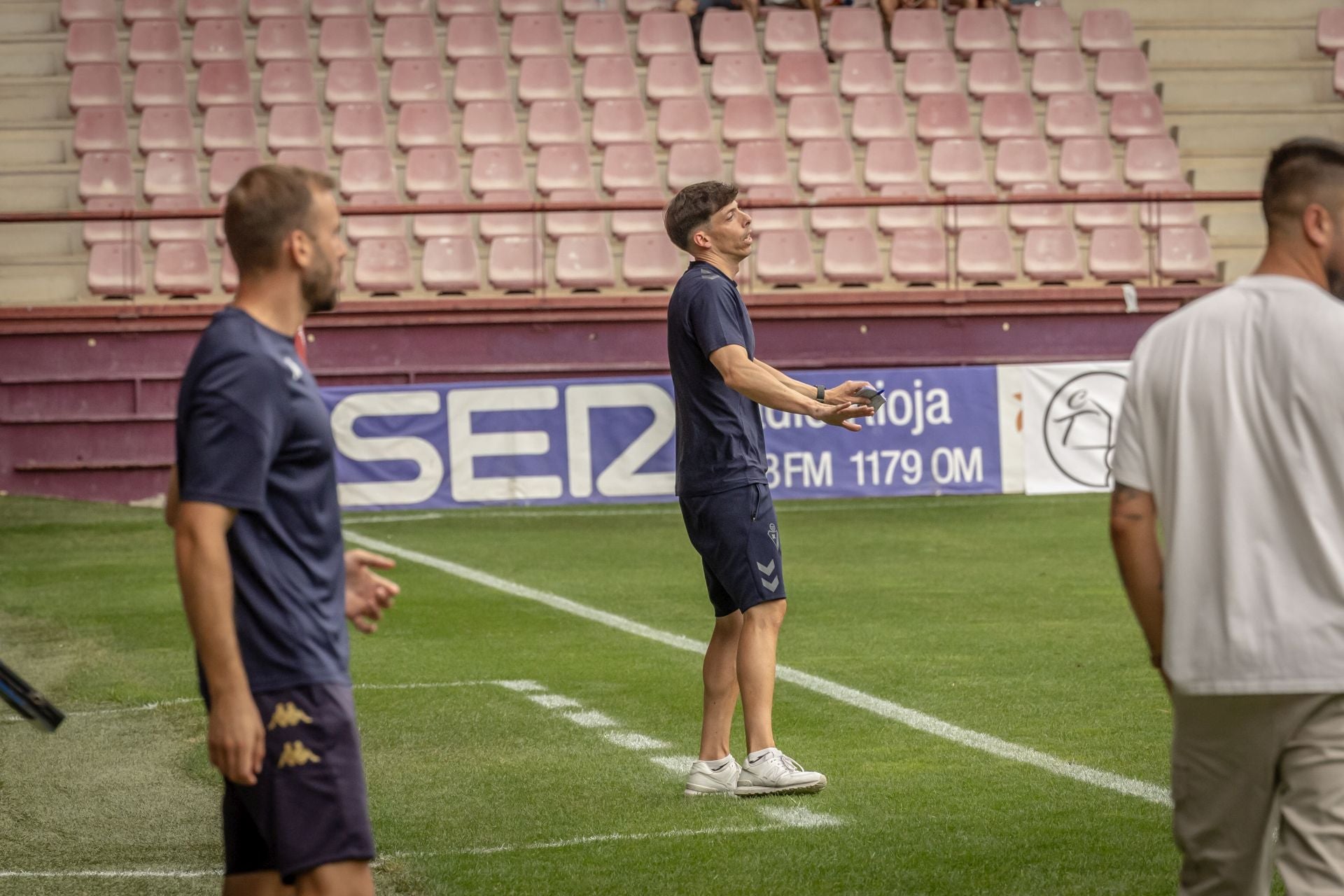 La SDL gana al Eibar en Las Gaunas