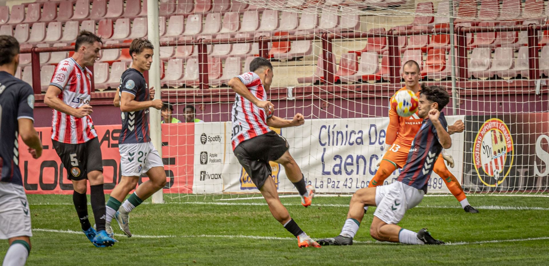 La SDL gana al Eibar en Las Gaunas