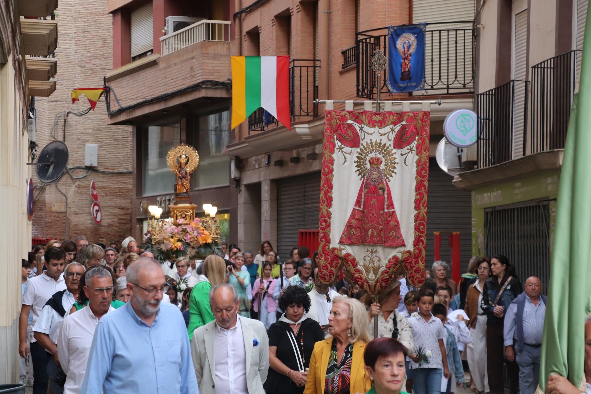 Alfaro celebra a la Virgen del Burgo