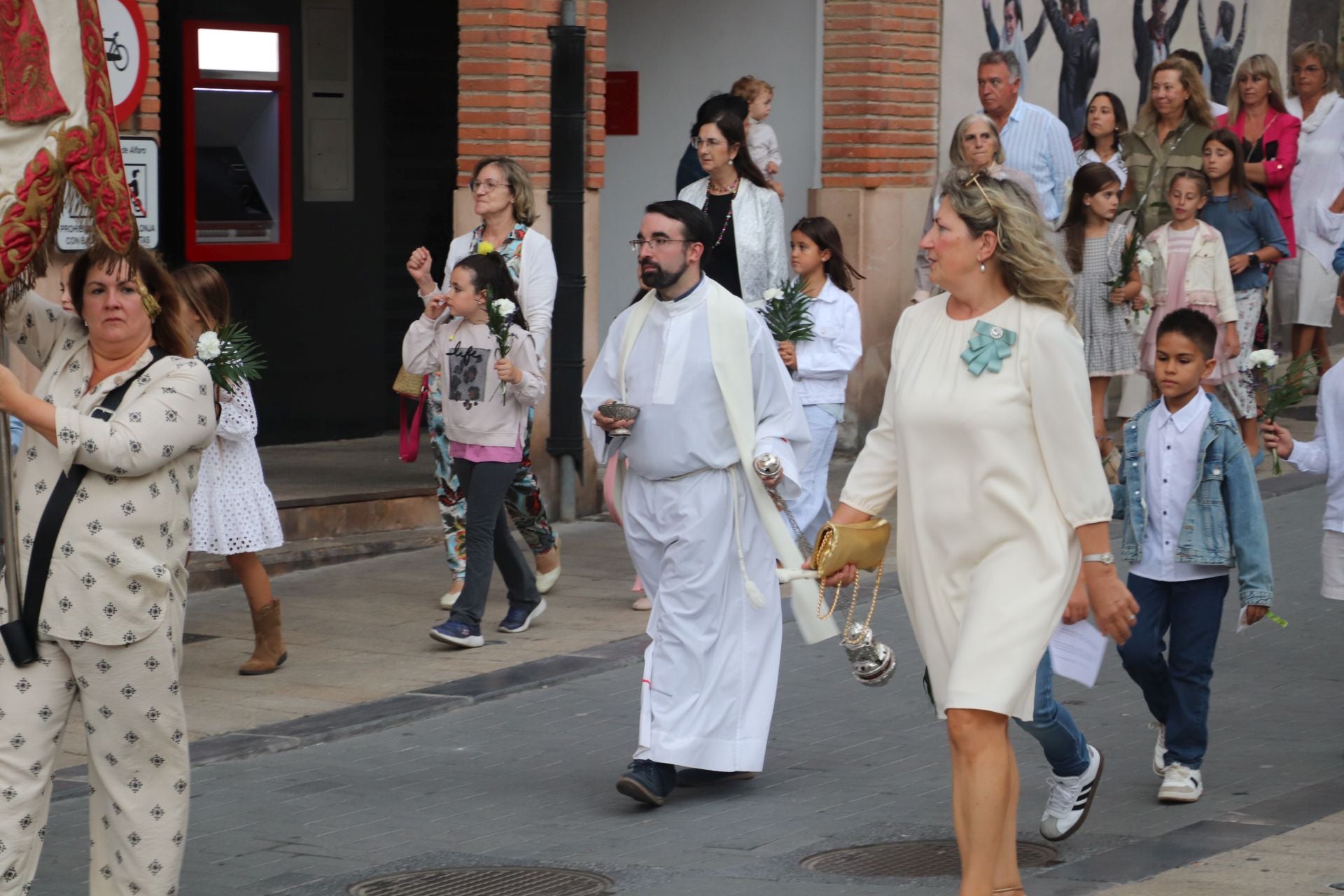 Alfaro celebra a la Virgen del Burgo