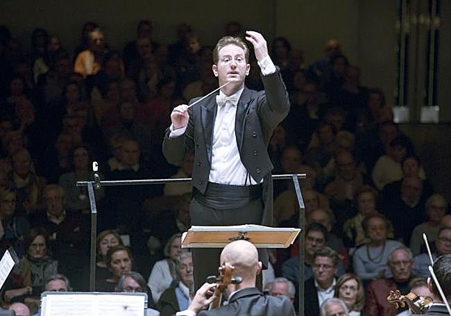 El director valenciano Ramón Tebar.