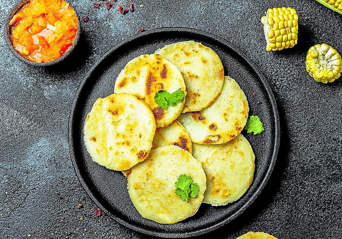 Plato de arepas.
