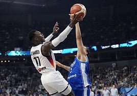 Dennis Schroder lideró a Alemania frente a Finlandia.
