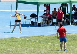 Pilar Alonso, en un lanzamiento.