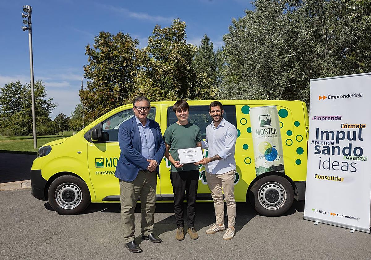 EmprendeRioja distingue como Emprendedor del Mes a Mostea, primer mosto con gas del mercado