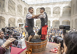 El pasado acto del pisado de la uva.
