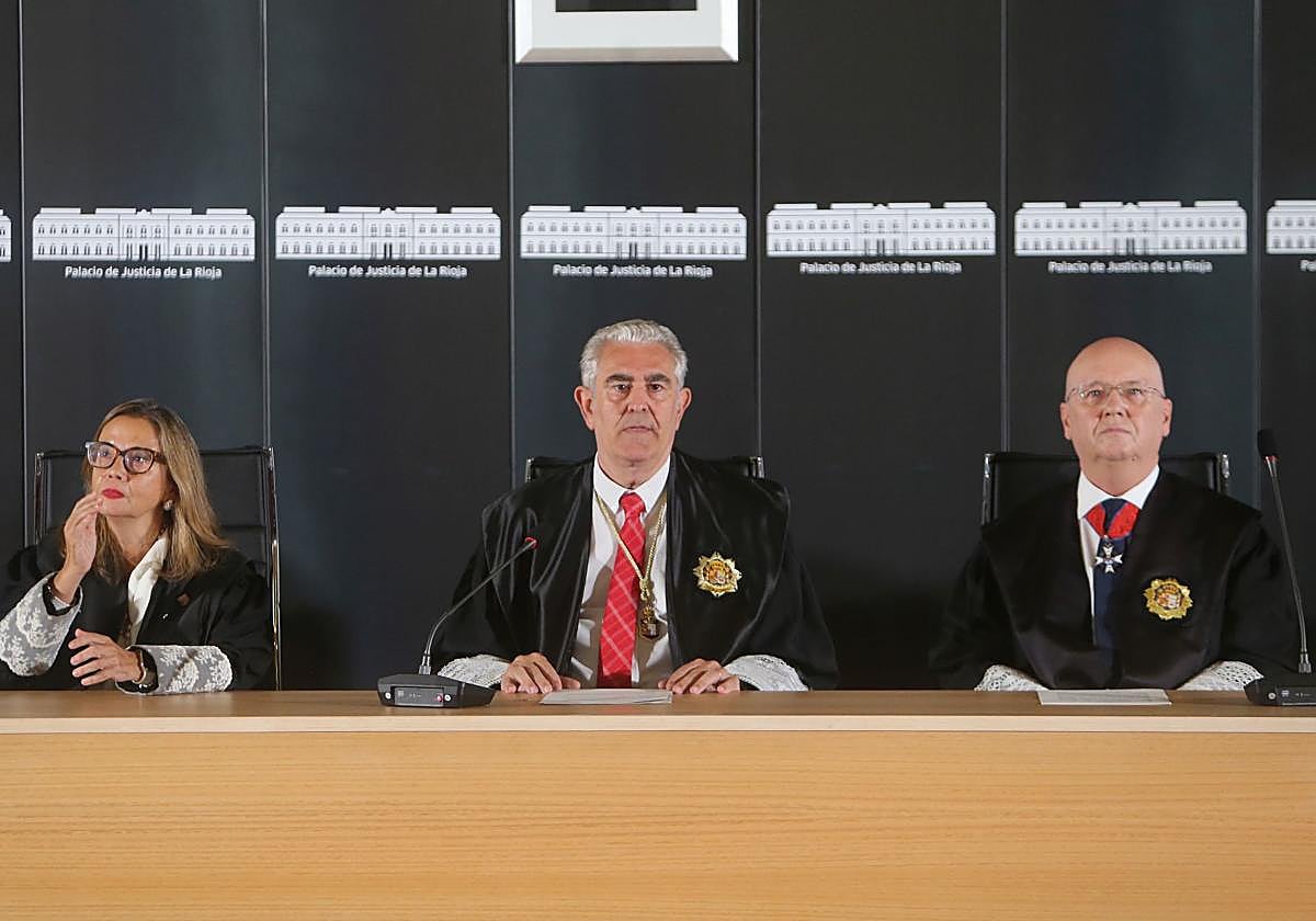 Mónica Matute, Javier Marca y Santiago Herráiz.