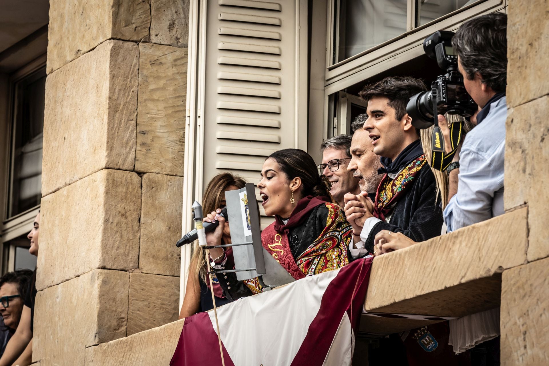 Las imágenes del cohete de San Mateo de Logroño desde la plaza del Ayuntamiento