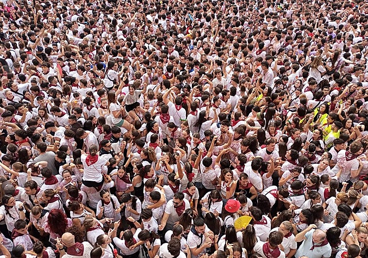 Miles de voces cantan 'Logroño es mi pueblo' y nos ponen los pelos de punta