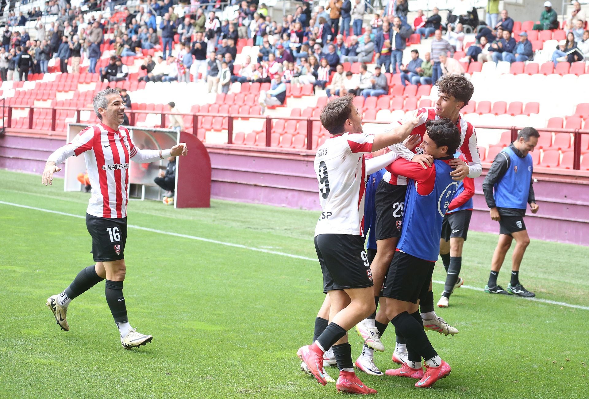 La UDL consigue el triunfo ante el Ebro