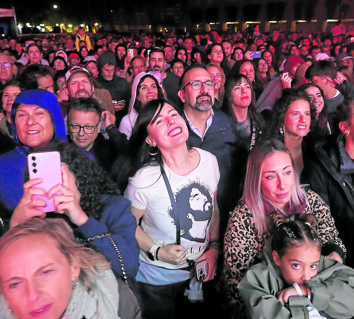 El público el concierto de Mikel Izal.