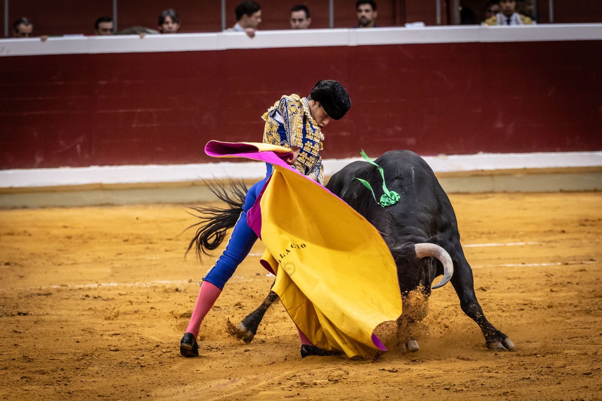 Un domingo de toros mateos
