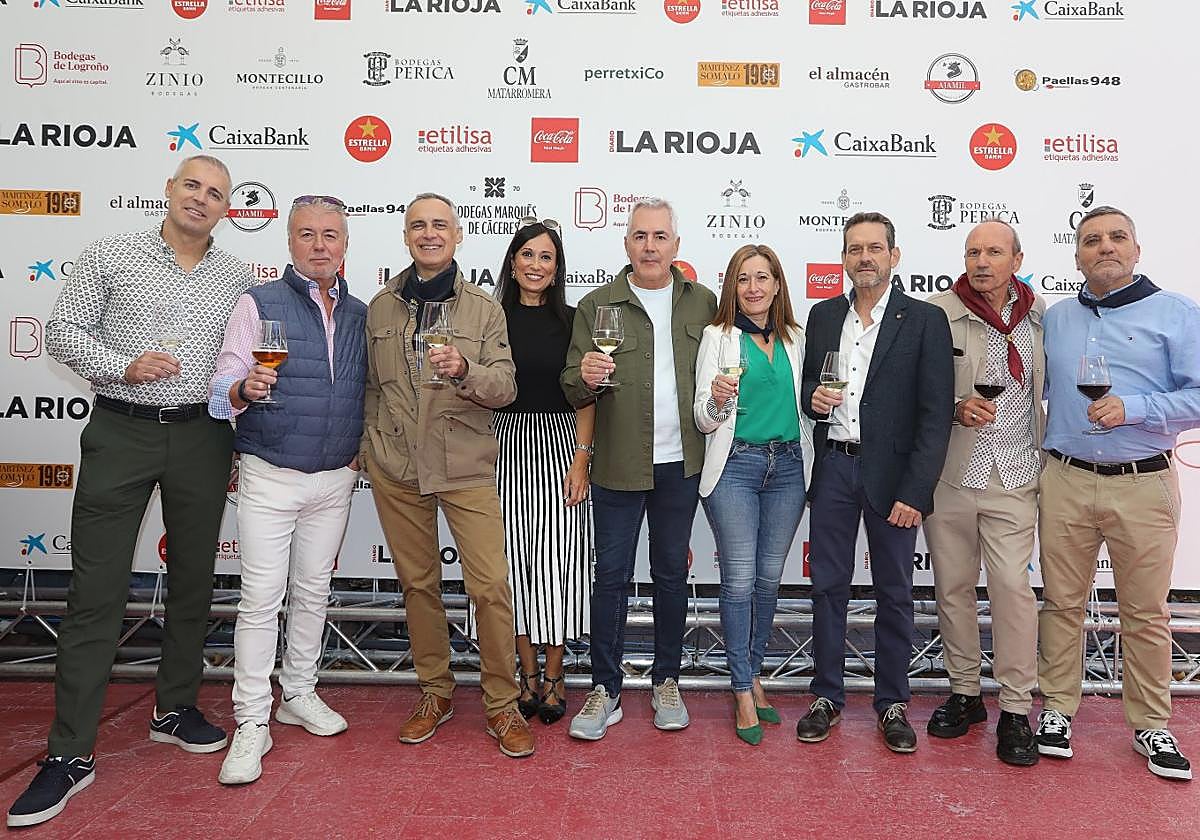 Nacho Moure, Quique Guerrero, Enrique Moure, Vanesa Marqués, Miguel Ángel Sáez, Belinda Couceiro, Joaquín Martínez, Michel González y José Benito.