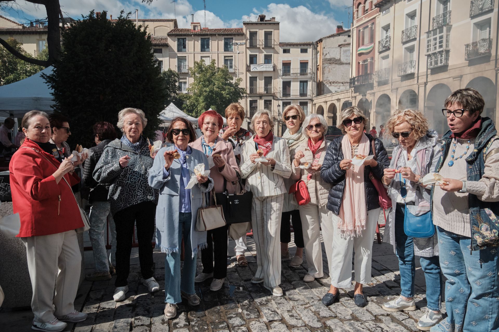 Choricillo, pancenta, alubias... los logroñeses recuperan fuerzas en las degustaciones