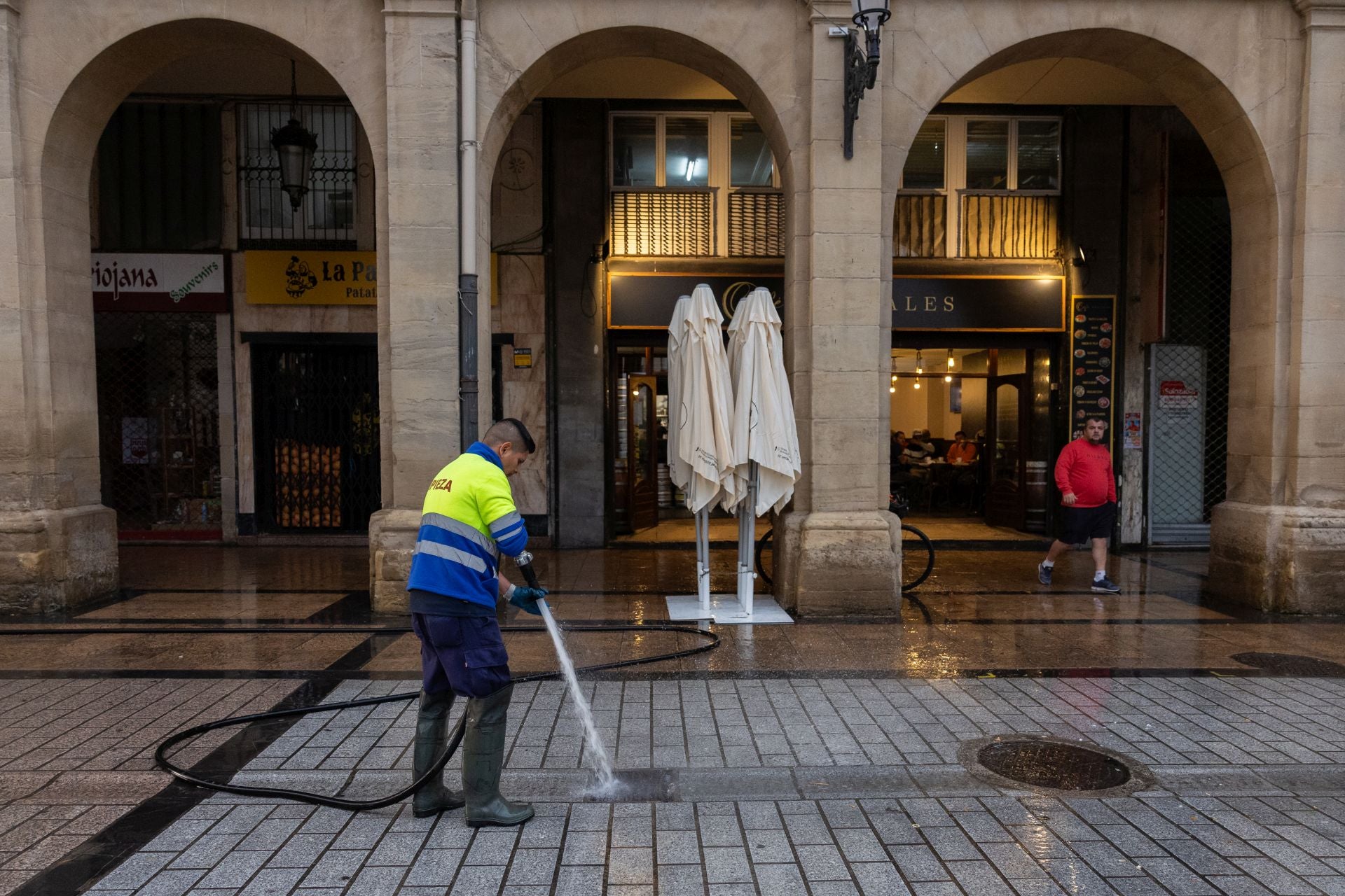 El trabajo de Logroño Limpio en San Mateo