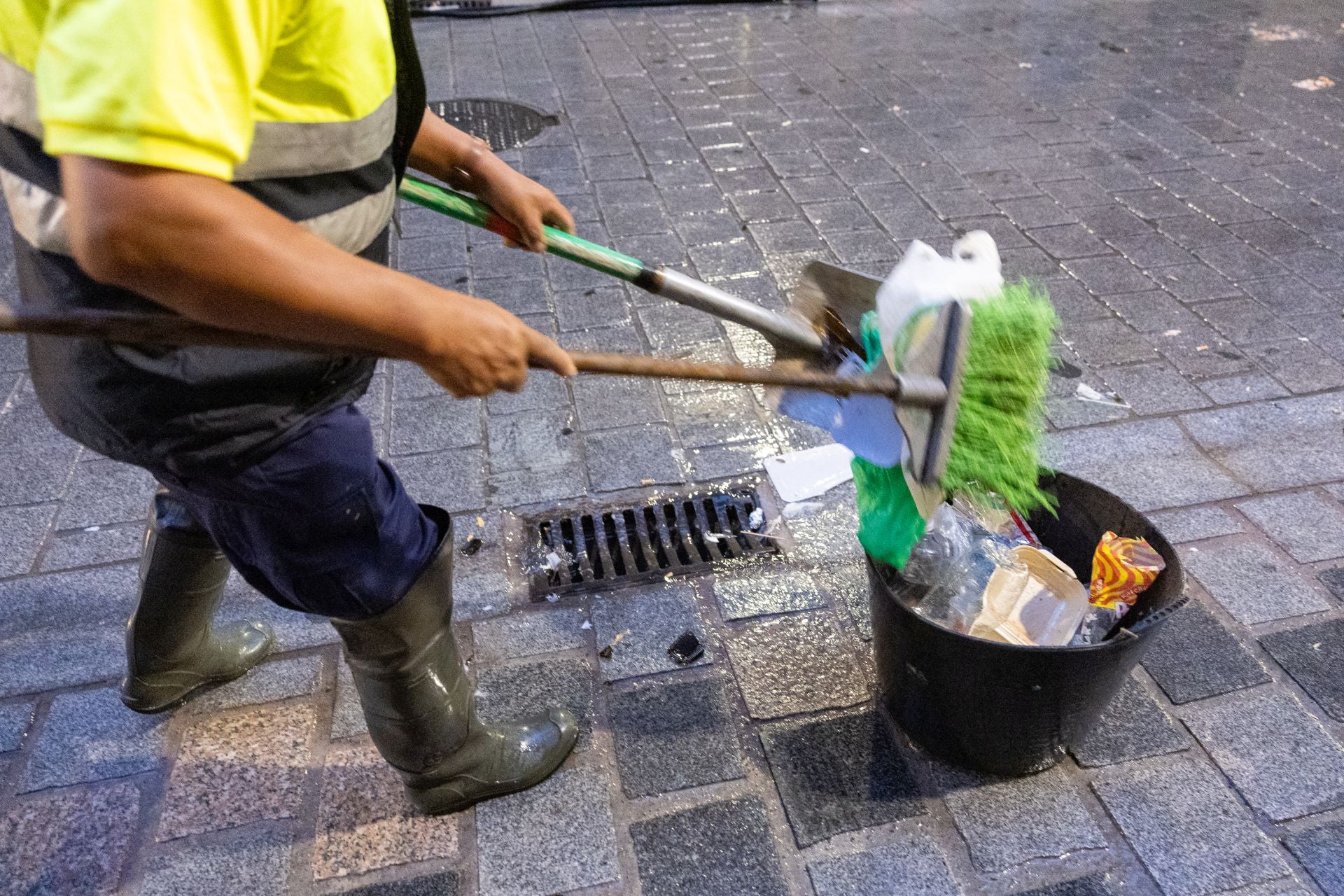 El trabajo de Logroño Limpio en San Mateo