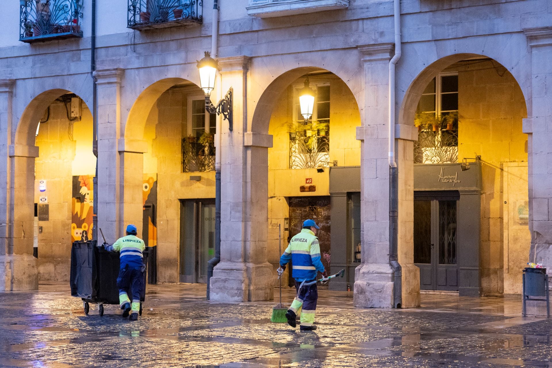 El trabajo de Logroño Limpio en San Mateo