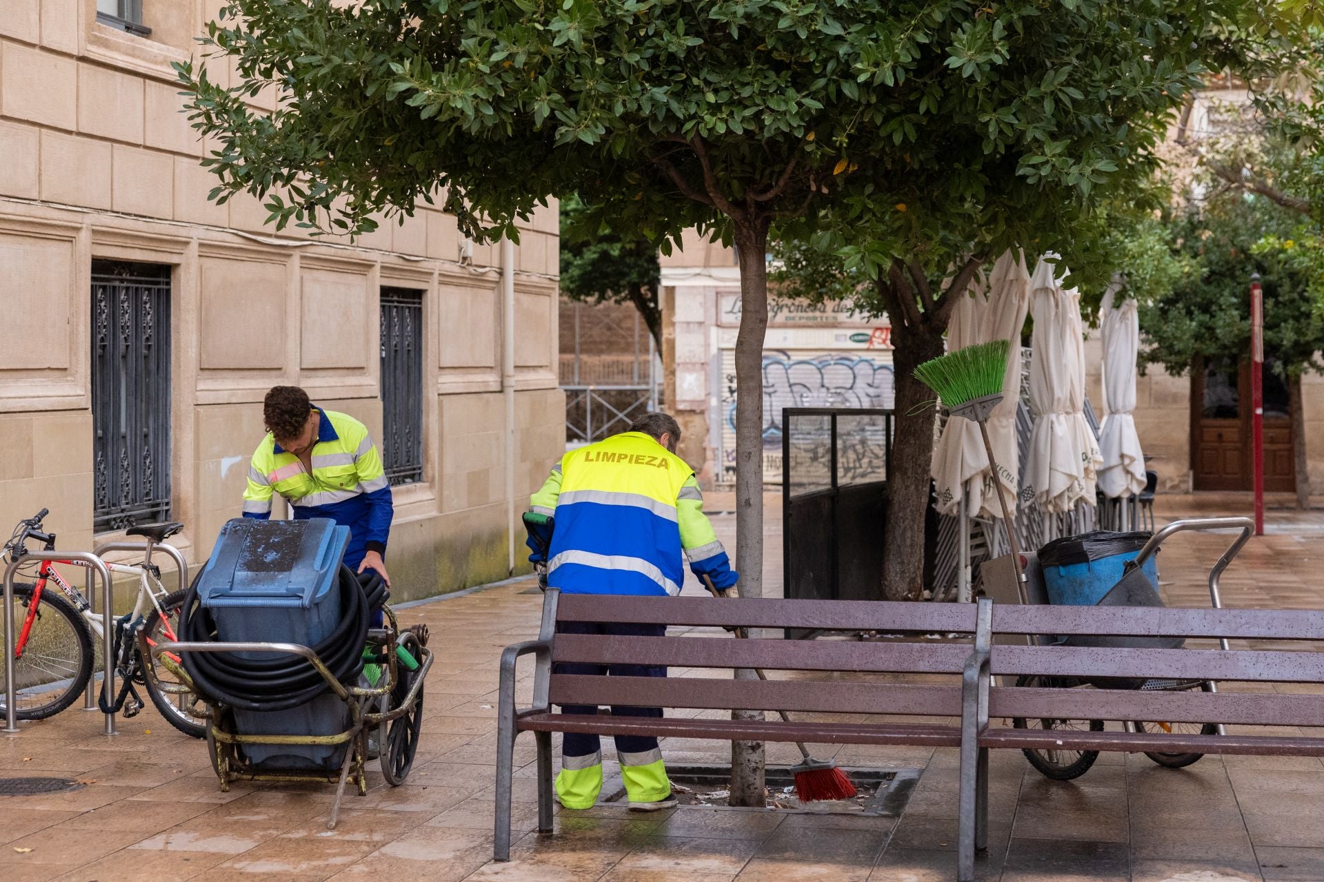 El trabajo de Logroño Limpio en San Mateo
