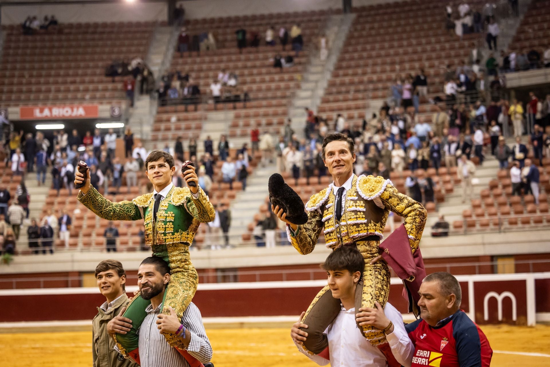 Las imágenes del mano a mano entre Urdiales y Palacio